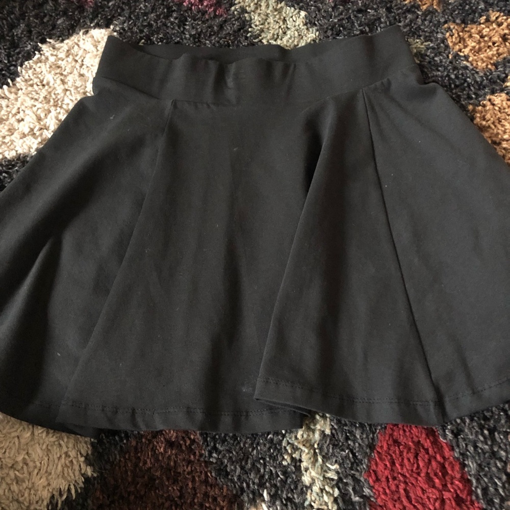 black skirt